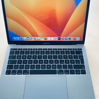 Apple Macbook 13″ 2017 16 GB 500 GB SSD Gebrauchtgerät – SIK-EDV 349,00*