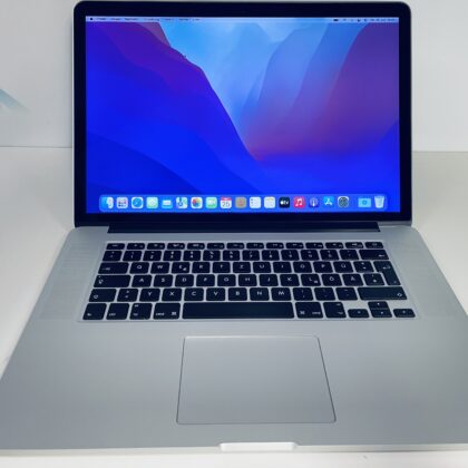 Apple Macbook 15″  Mitte 2015 i7 Quadcore 16 GB 500 GB SSD Gebrauchtgerät