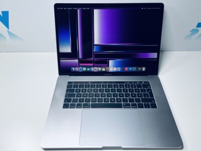 Apple MacBook Pro 15" 2017 Gebrauchtgerät