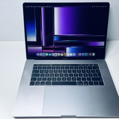 Apple MacBook Pro 15″ 2017 Gebrauchtgerät